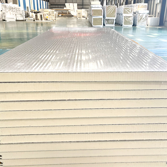 Panel PIR ze stali nierdzewnej